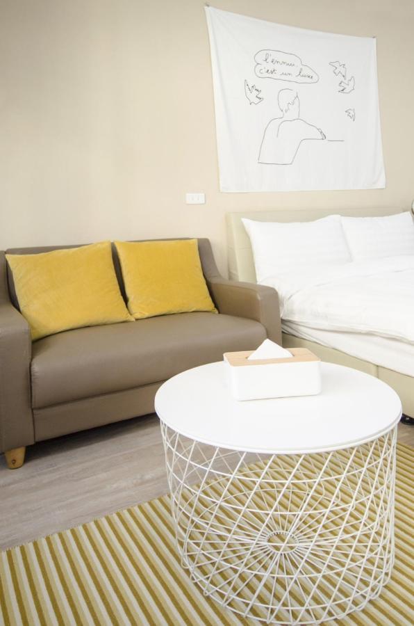Tt Guesthouse旅人時光民宿 Tainan Exteriör bild