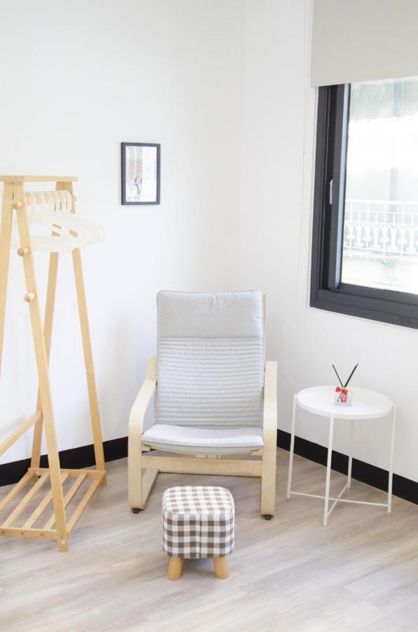 Tt Guesthouse旅人時光民宿 Tainan Exteriör bild
